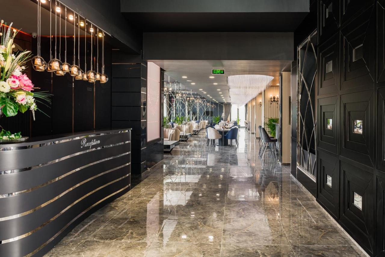 Royal Palace Hotel Nicosia Exterior foto